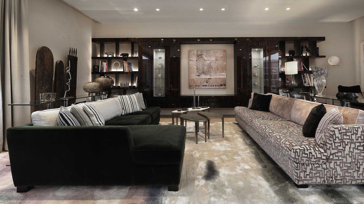 Living area at Nº3 Schinkelplatz in Berlin-Mitte with spacious sofas and custom-made fittings